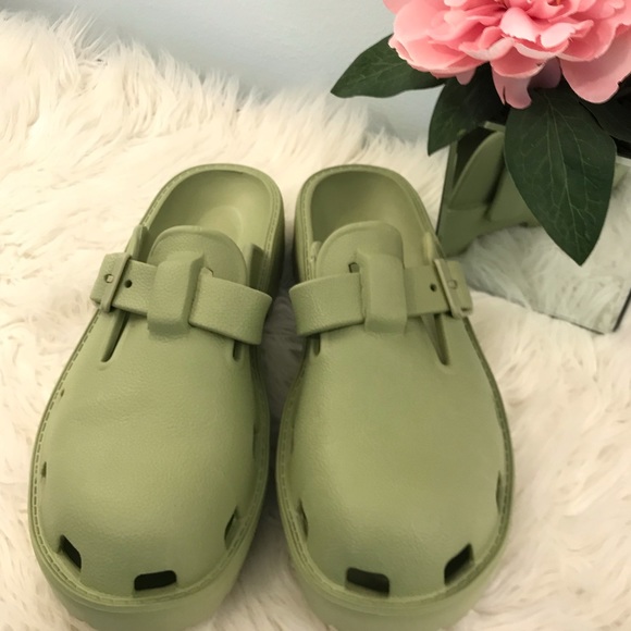 MUDD BUCKLE MULES - Picture 8 of 8